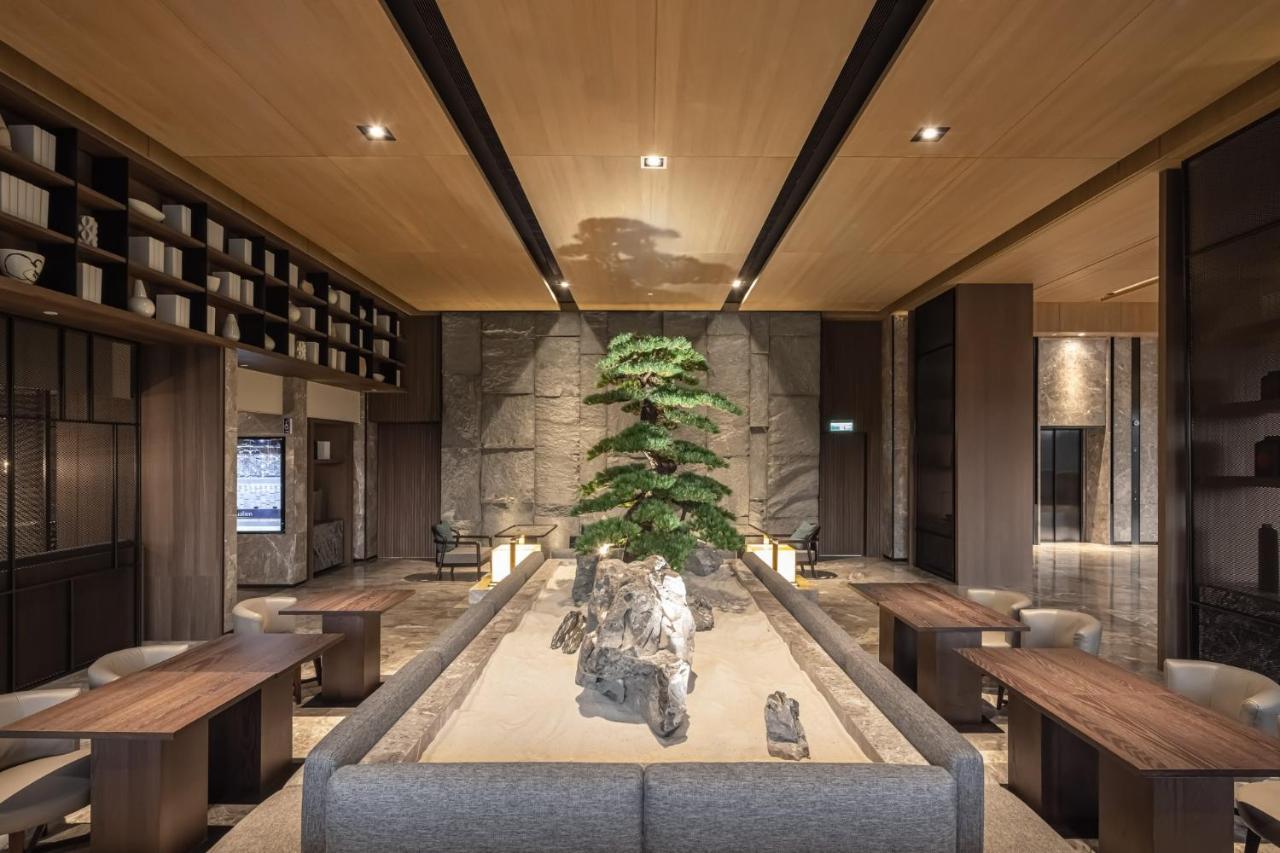 Lakeshore Hotel Hualien Taroko Shunan Exterior foto The lobby of the hotel