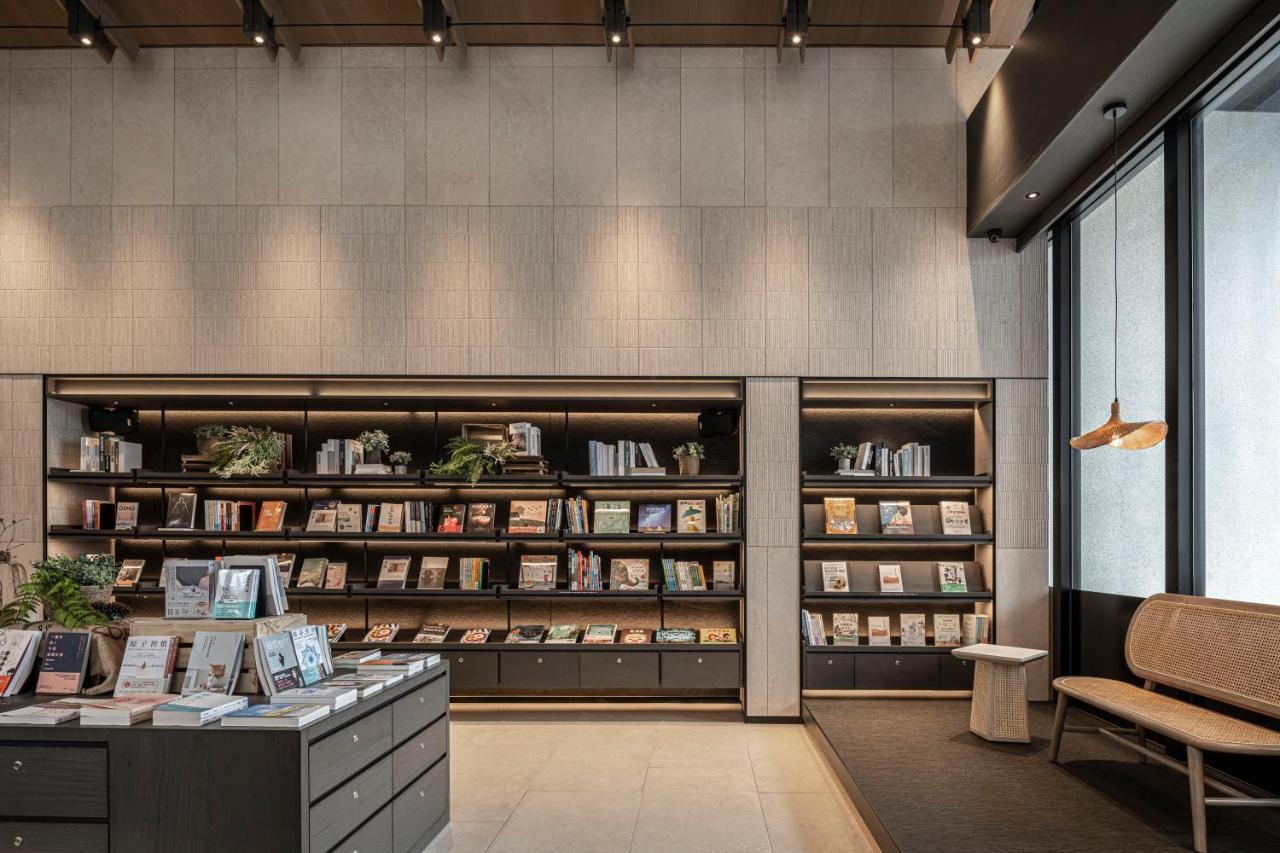 Lakeshore Hotel Hualien Taroko Shunan Exterior foto The interior of the store